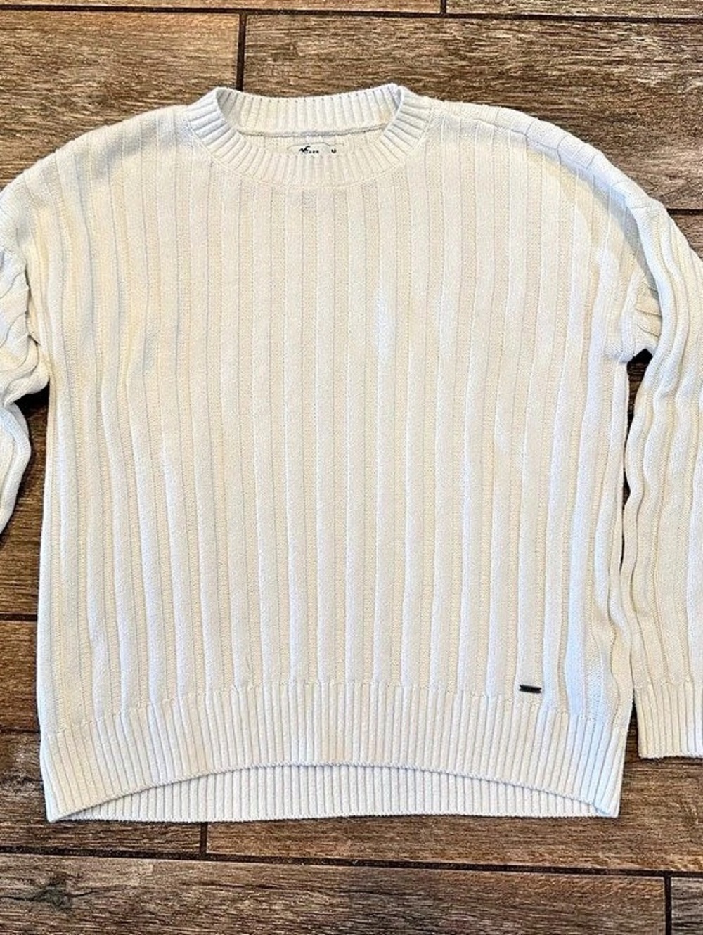 Hollister Ribbed Crewneck Sweater in Cream Size Medium #Cozy